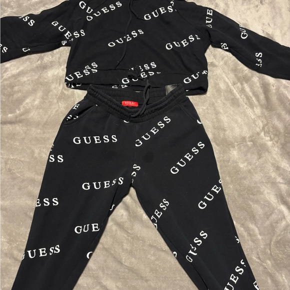 GUESS Black Logo Tracksuit - Picture 1 of 4